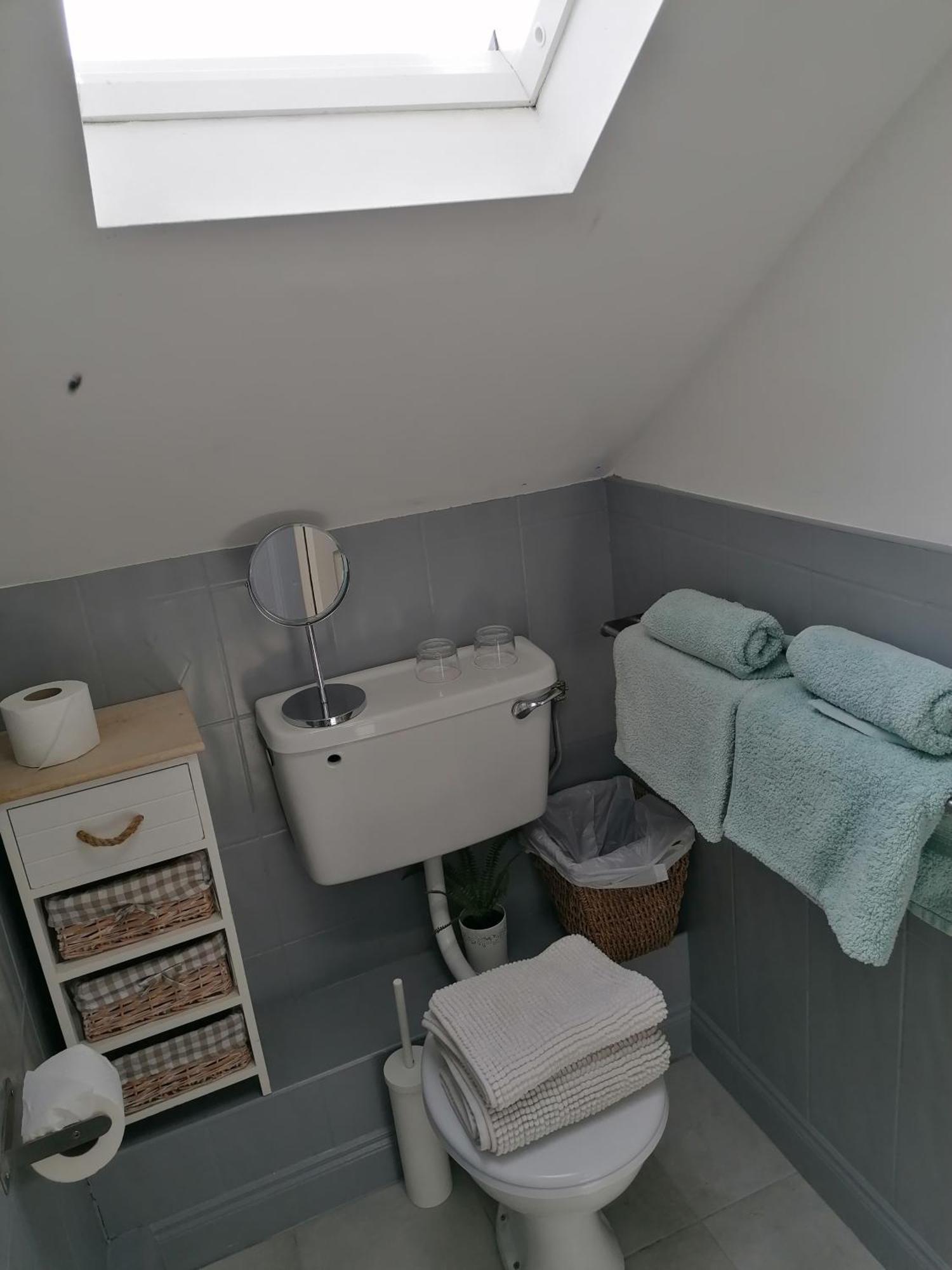 Wild Atlantic Lodge Bed & Breakfast Lahinch Phòng bức ảnh