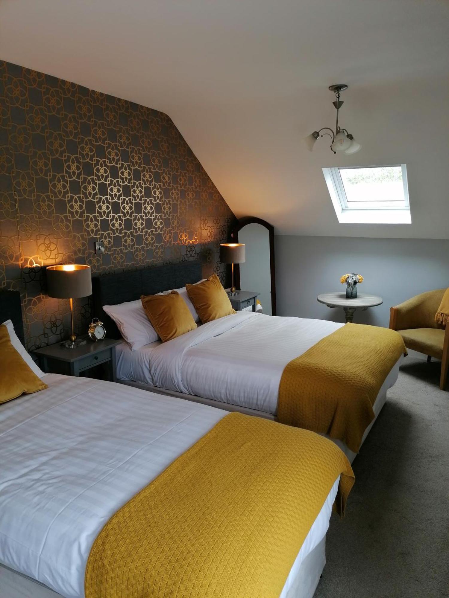 Wild Atlantic Lodge Bed & Breakfast Lahinch Phòng bức ảnh